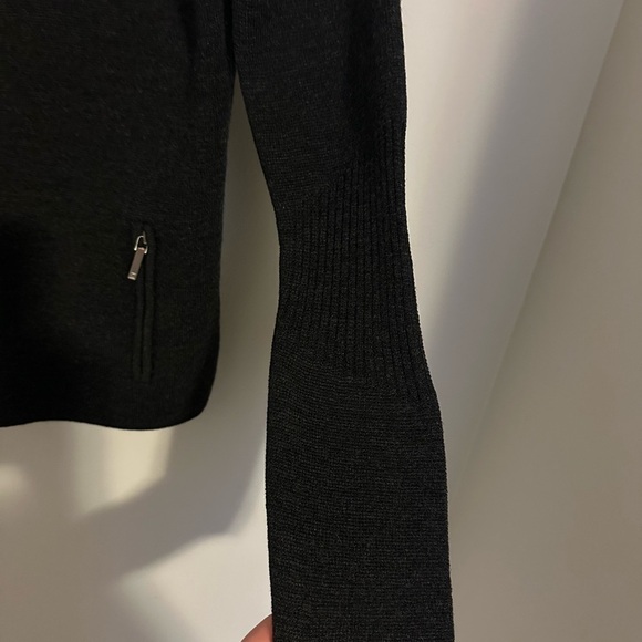 Ralph Lauren Black Sweater Zip Up 100 % Merino Wool Petite Size PP Cinch Elbow - Picture 3 of 6